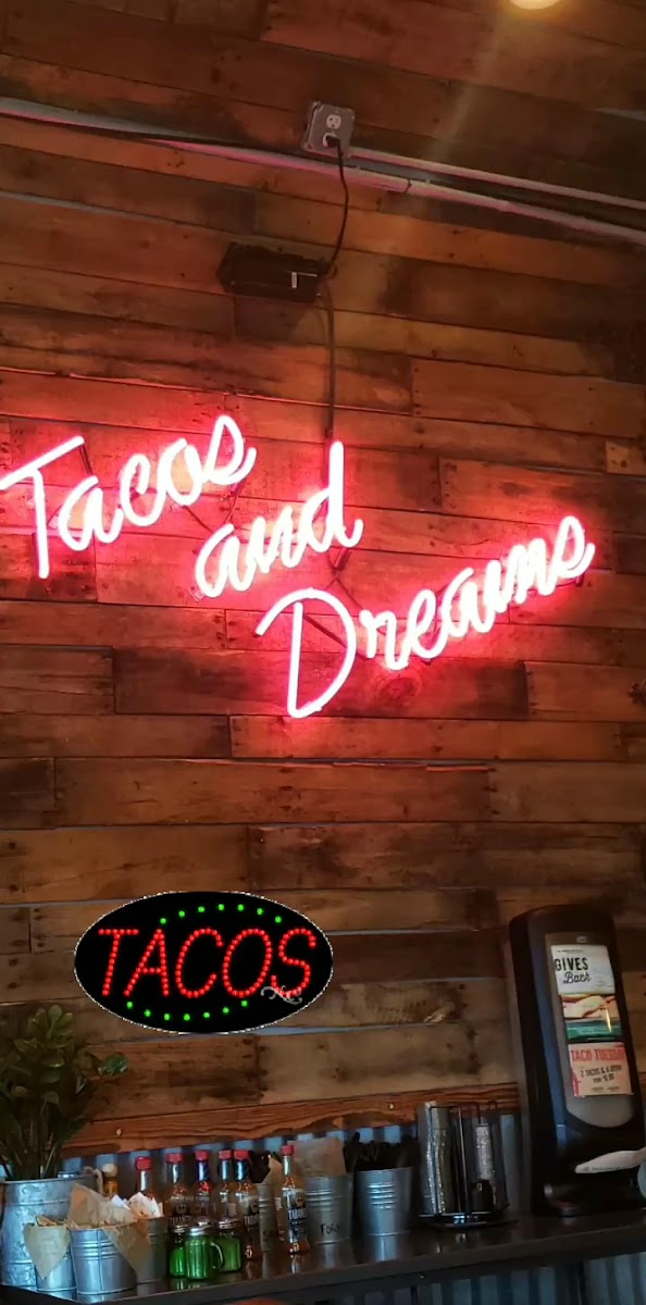 The Whole Enchilada Fresh Mexican Grill-2